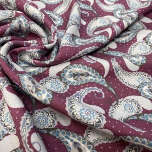 V39/W - Paisley Flurry Viscose twill