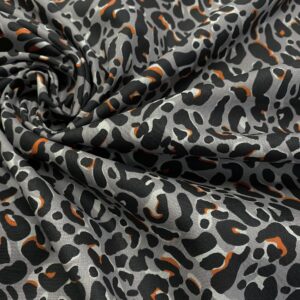 C32/BB - Animal Print Silver Cotton