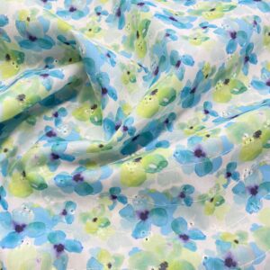 PC01/EE - Watercolour Pansies Polycotton Broderie Anglaise