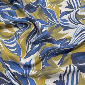 V08/FF - Airflow Abstract Leaves Viscose Blend - 75cm Piece